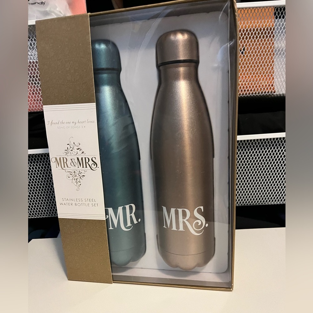 Mr & Mrs tumblers